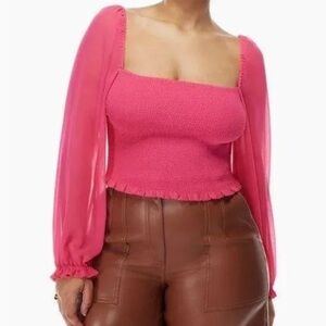 Aritzia WILFRED Saga Smocked Blouse in Pink